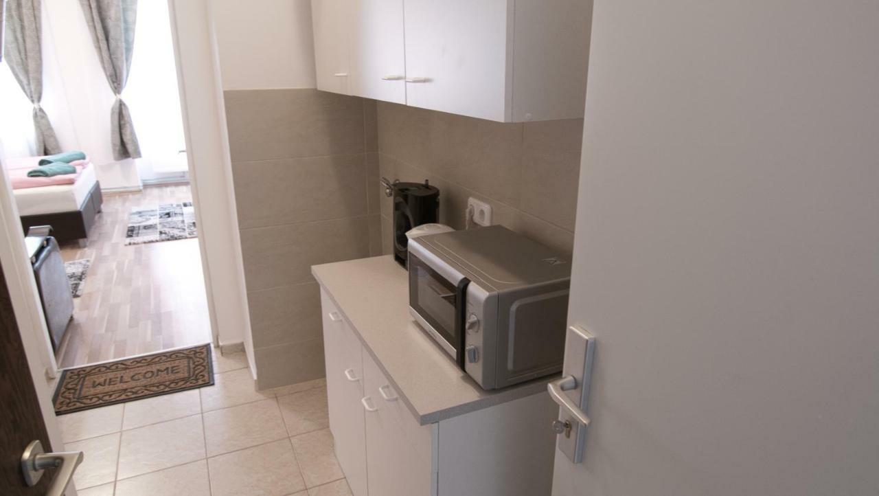 Donkey Apartment Wina Bagian luar foto